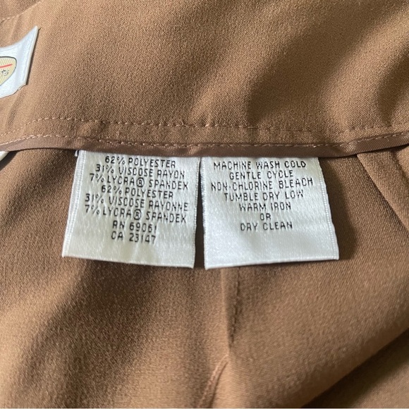 Talbot's Women's Dress Straight Pants stretch camel color NWT Size 16 - Picture 10 of 13